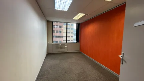 ptn 2,10th floor, 2 long street, cape town (12).